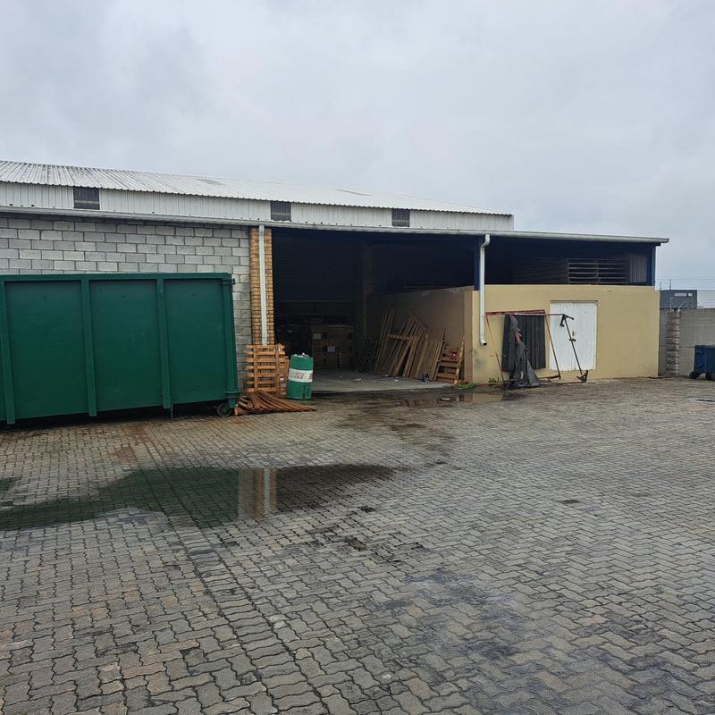 To Let commercial Property for Rent in Greenbushes Eastern Cape